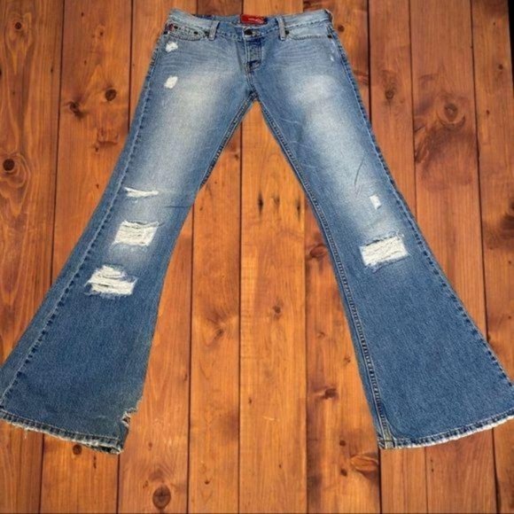 Hollister Destroyed Super Flare Mid-Rise Jeans - Picture 1 of 5